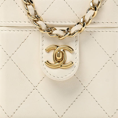 Lambskin Quilted Vanity Clutch With Chain White