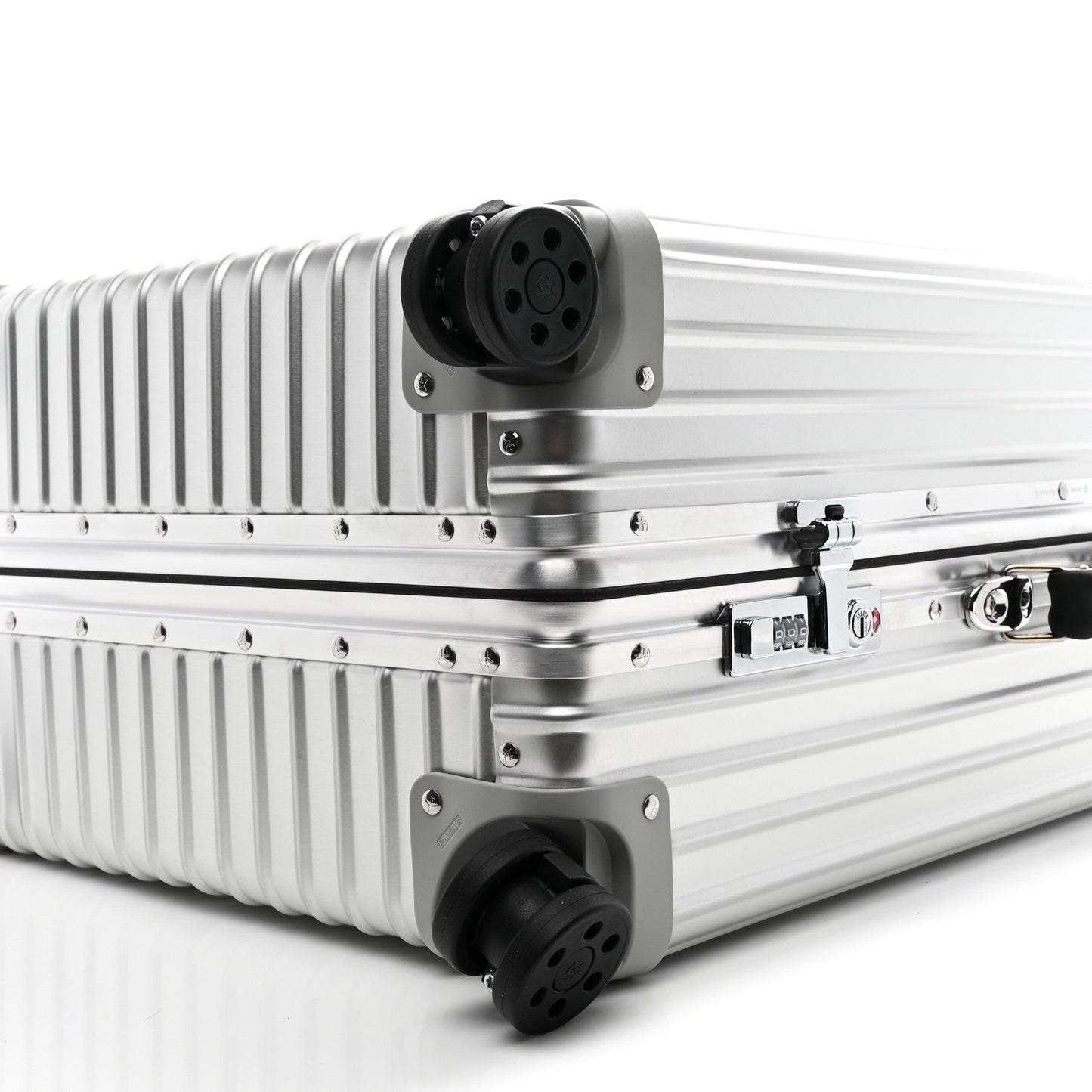 Aluminum Classic Check-In M Silver