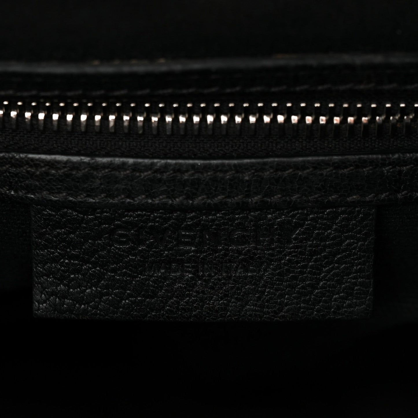 Sugar Goatskin Small Antigona Black