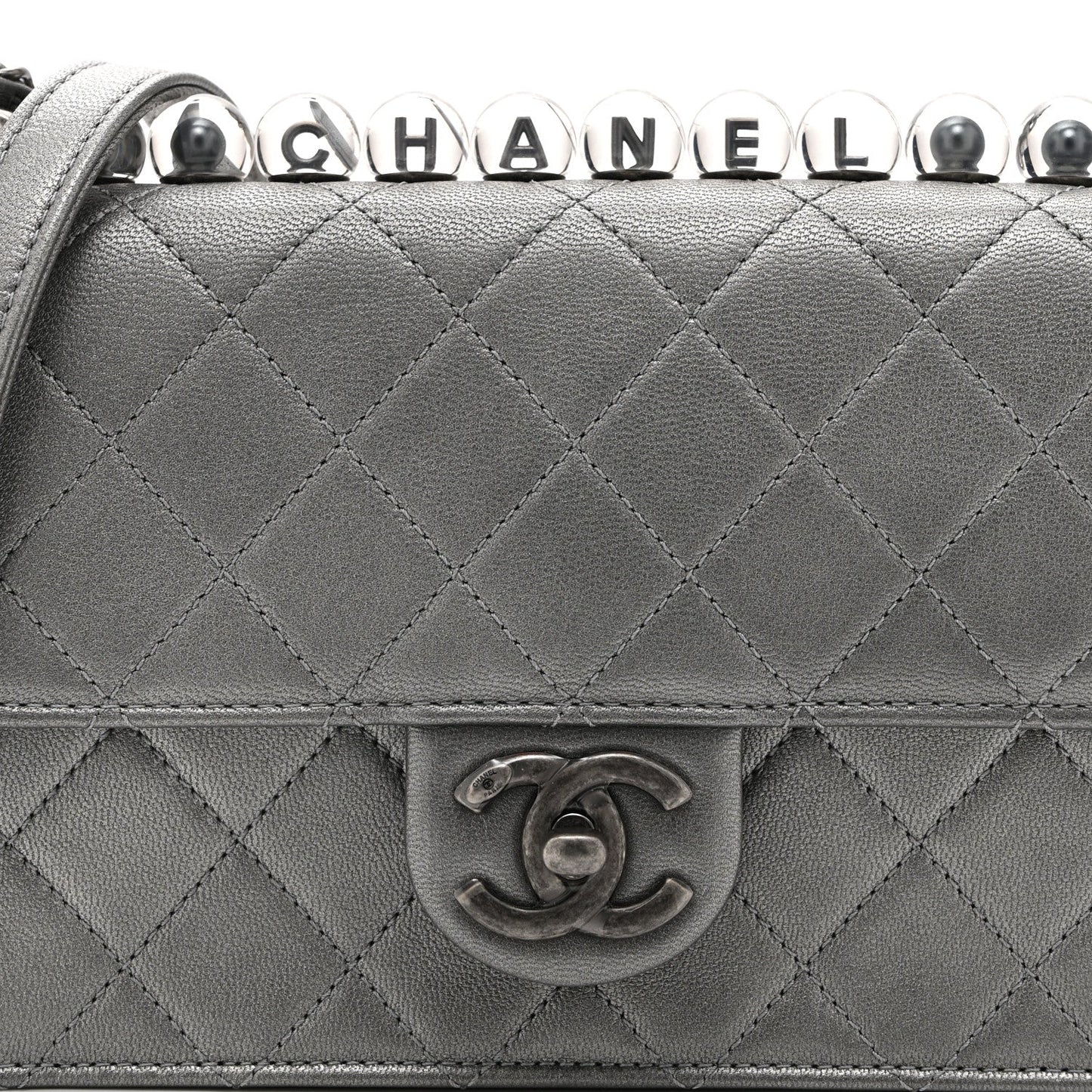 Metallic Goatskin Quilted Small Chic Pearls Flap Silver