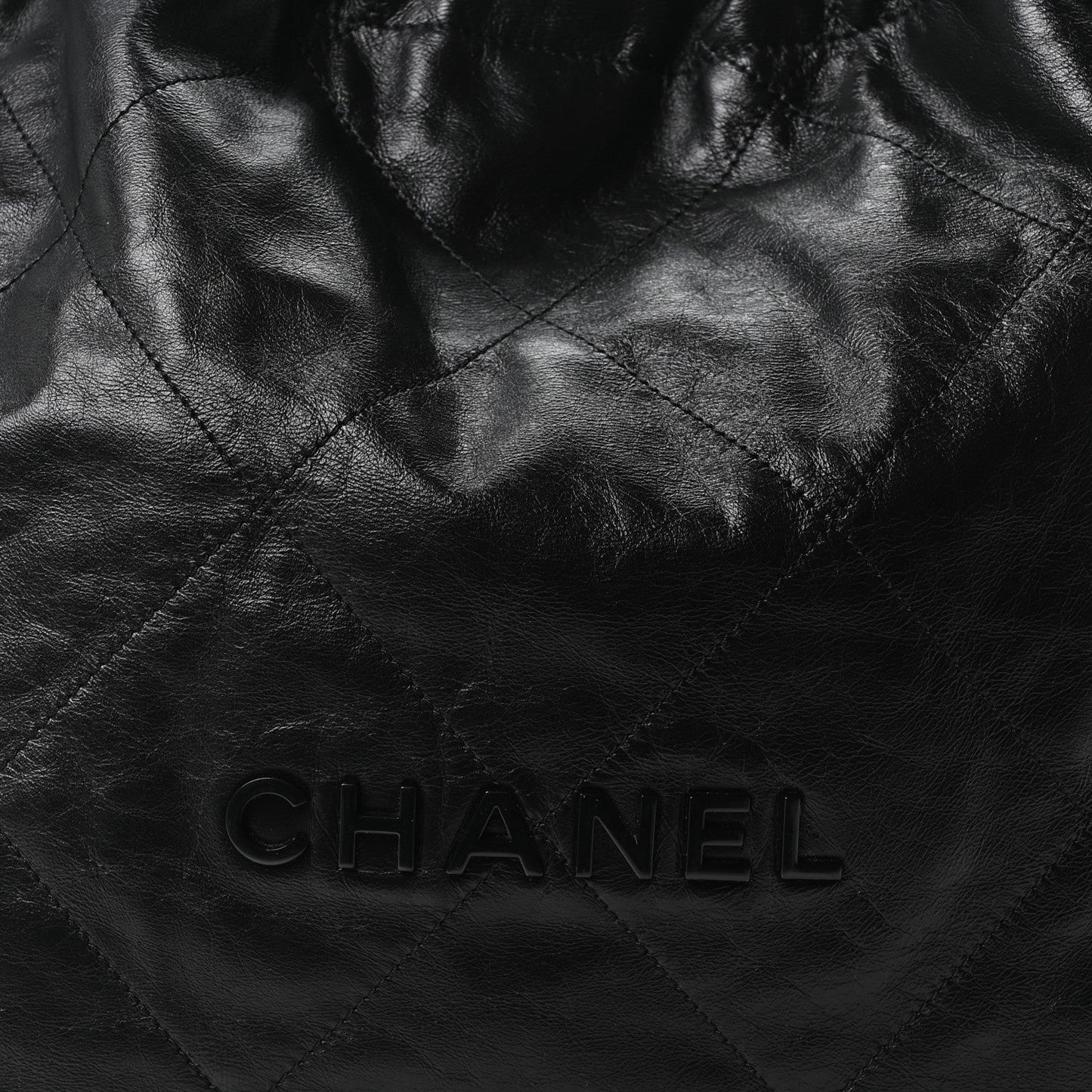Shiny Calfskin Quilted Monochrome Small Chanel 22 Black