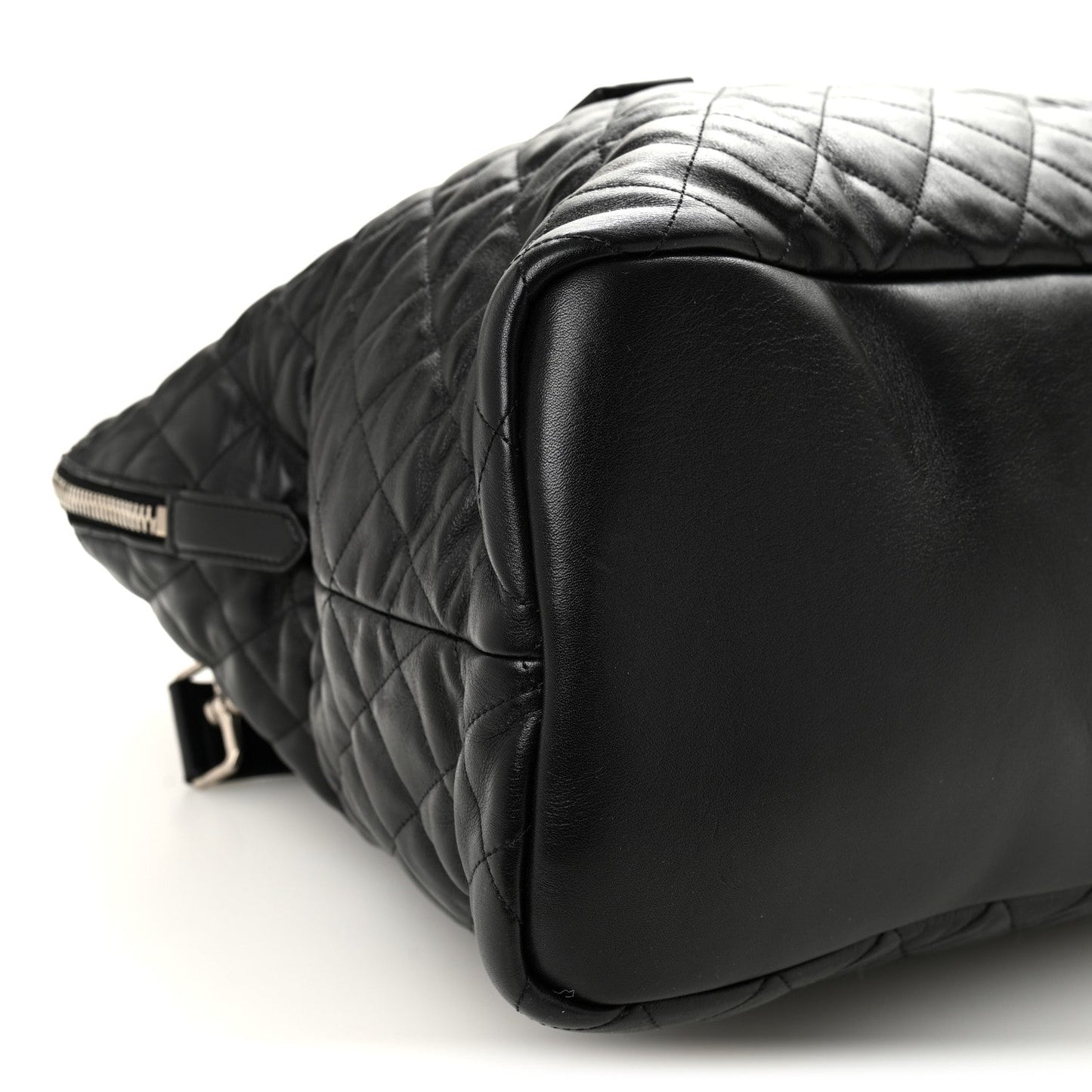 Calfskin Quilted ES Giant Travel Bag Black