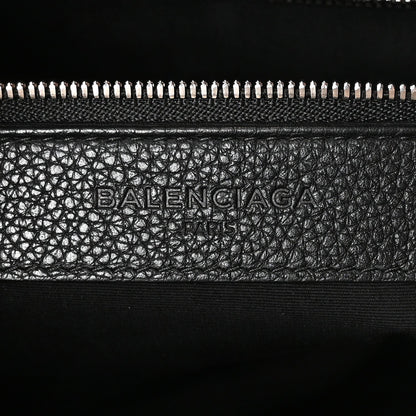 Calfskin Le Dix Soft Cabas M Shoulder Bag Black