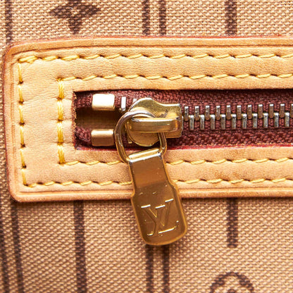 Louis Vuitto Neverfull GM Monogram Canvas Shoulder Bag