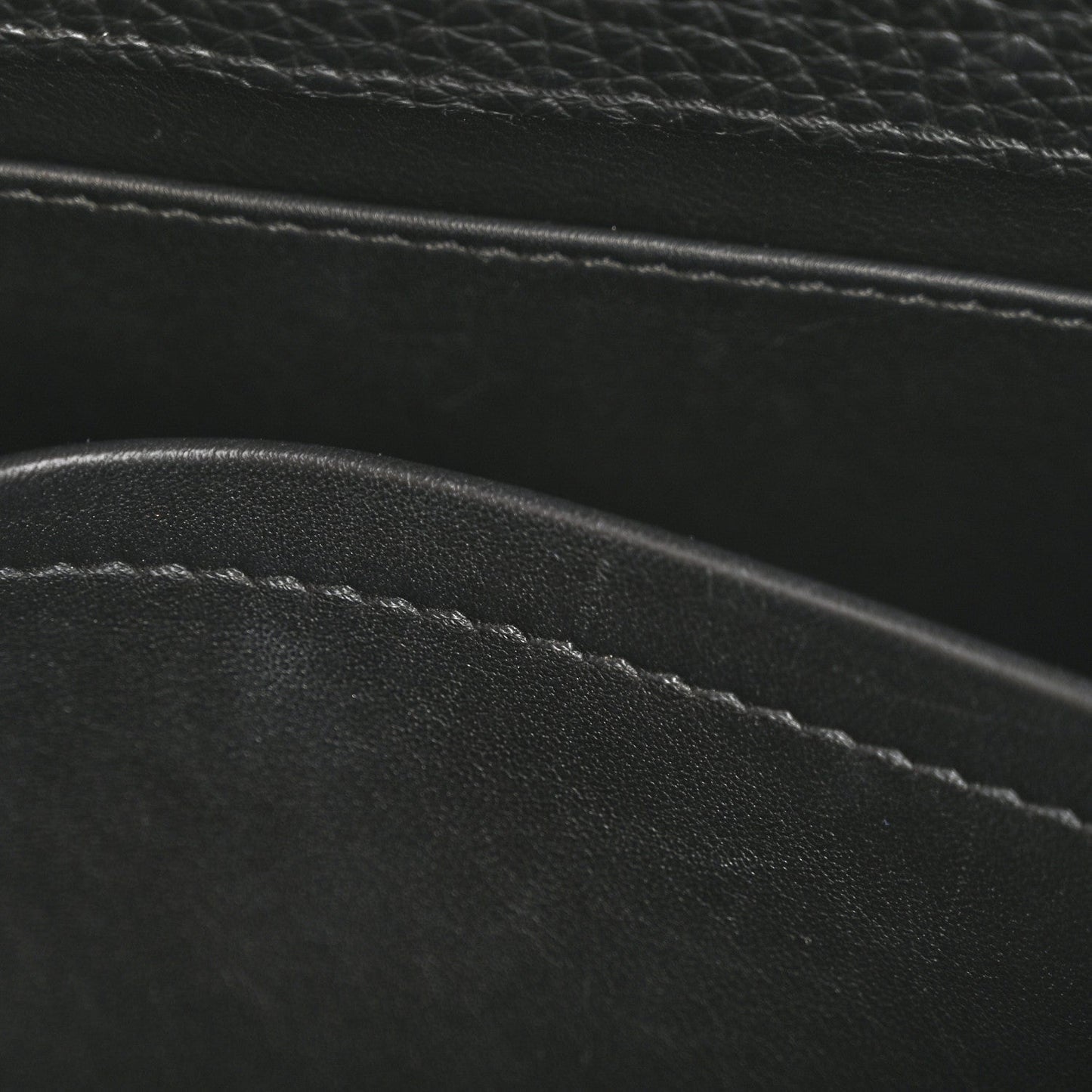 Taurillon Mini Capucines Black