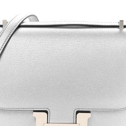 Metallic Chevre Chamkilight Constance 18 Argent