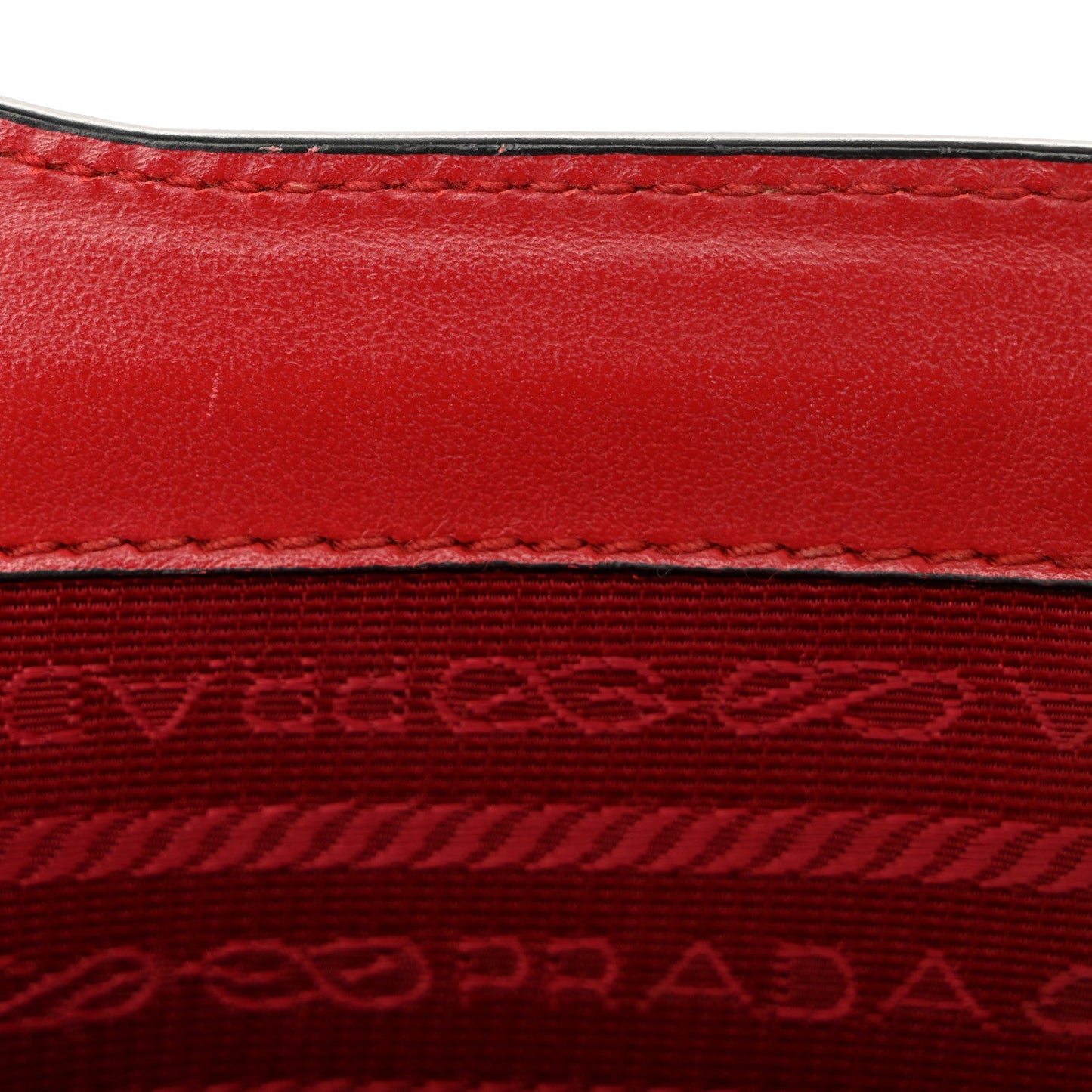 Saffiano Turn Lock Chain Shoulder Bag Fuoco