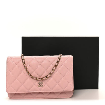 Caviar Quilted Wallet on Chain WOC Light Pink