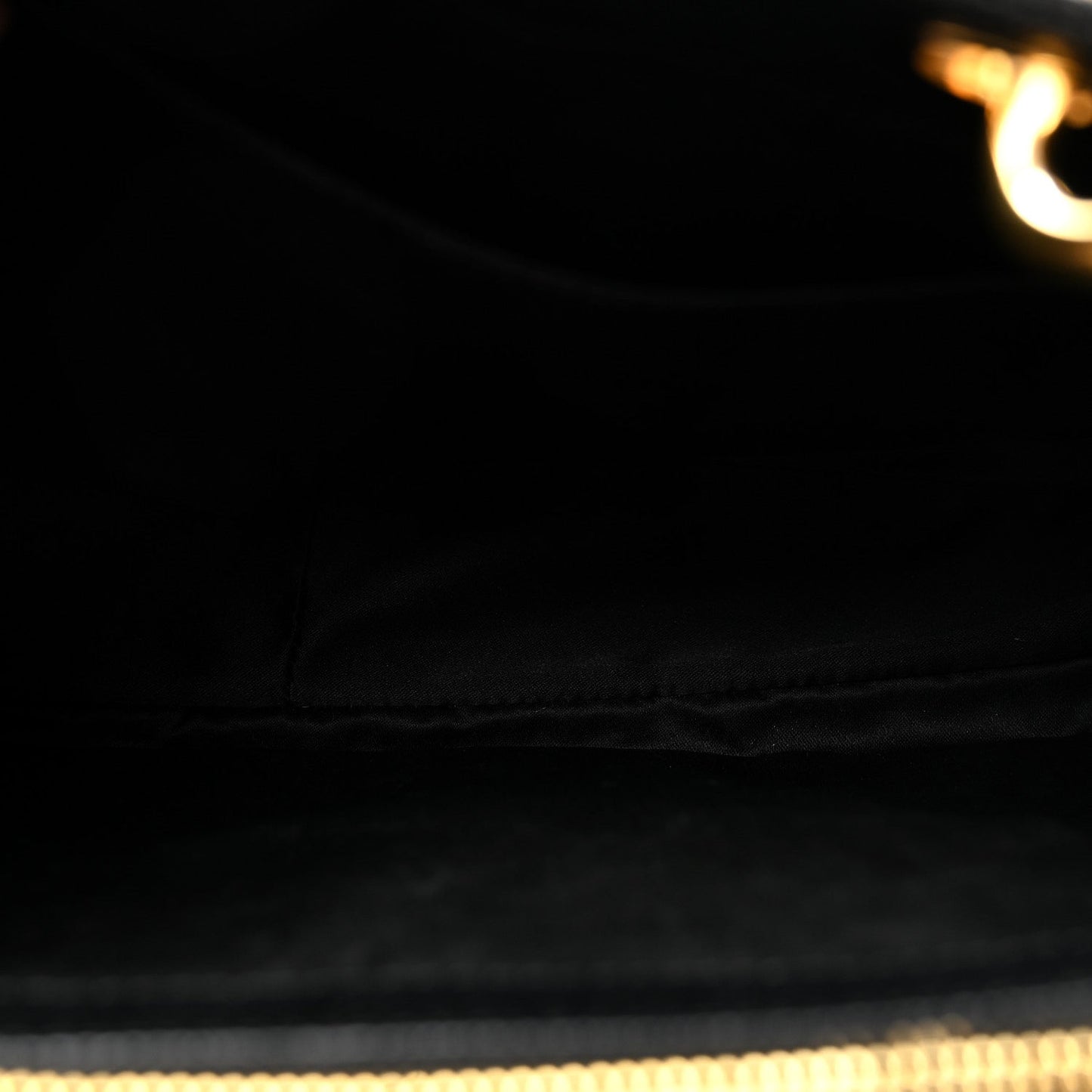 Caviar Large CC Shoulder Bag Black