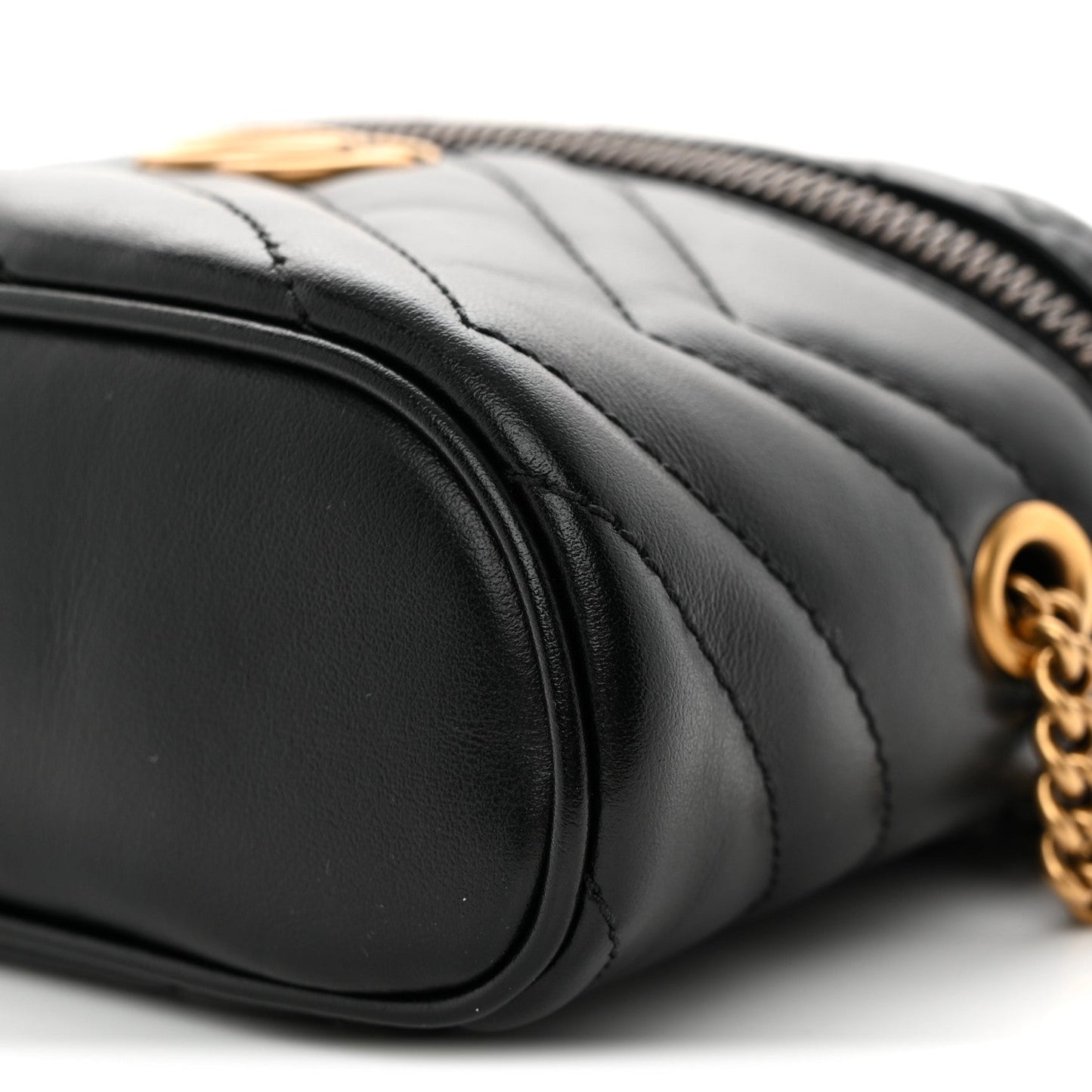 Calfskin Matelasse Chevron Mini GG Marmont Top Handle Bag Black