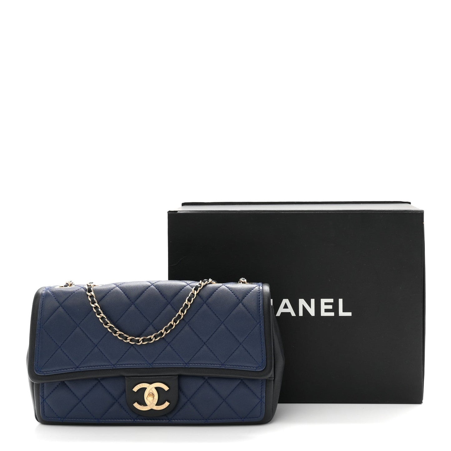 Lambskin Quilted Medium Graphic Flap Navy Black