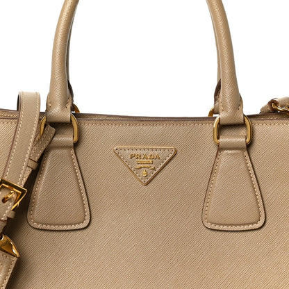 Saffiano Lux Bi-Color Tote Bag Visone Talco