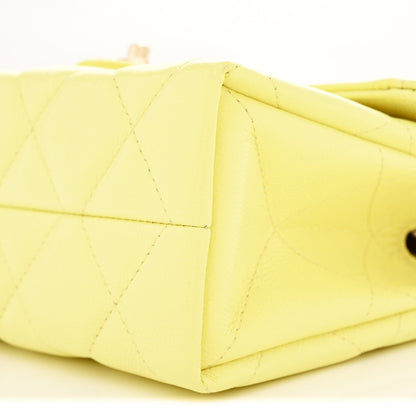 Caviar Quilted Retro Mini Twist Top Handle Clutch Flap Light Yellow