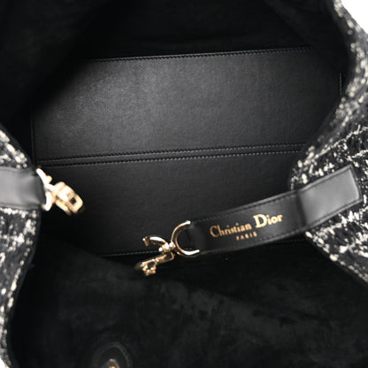 Calfskin Tweed Cannage Medium Toujours  Black White