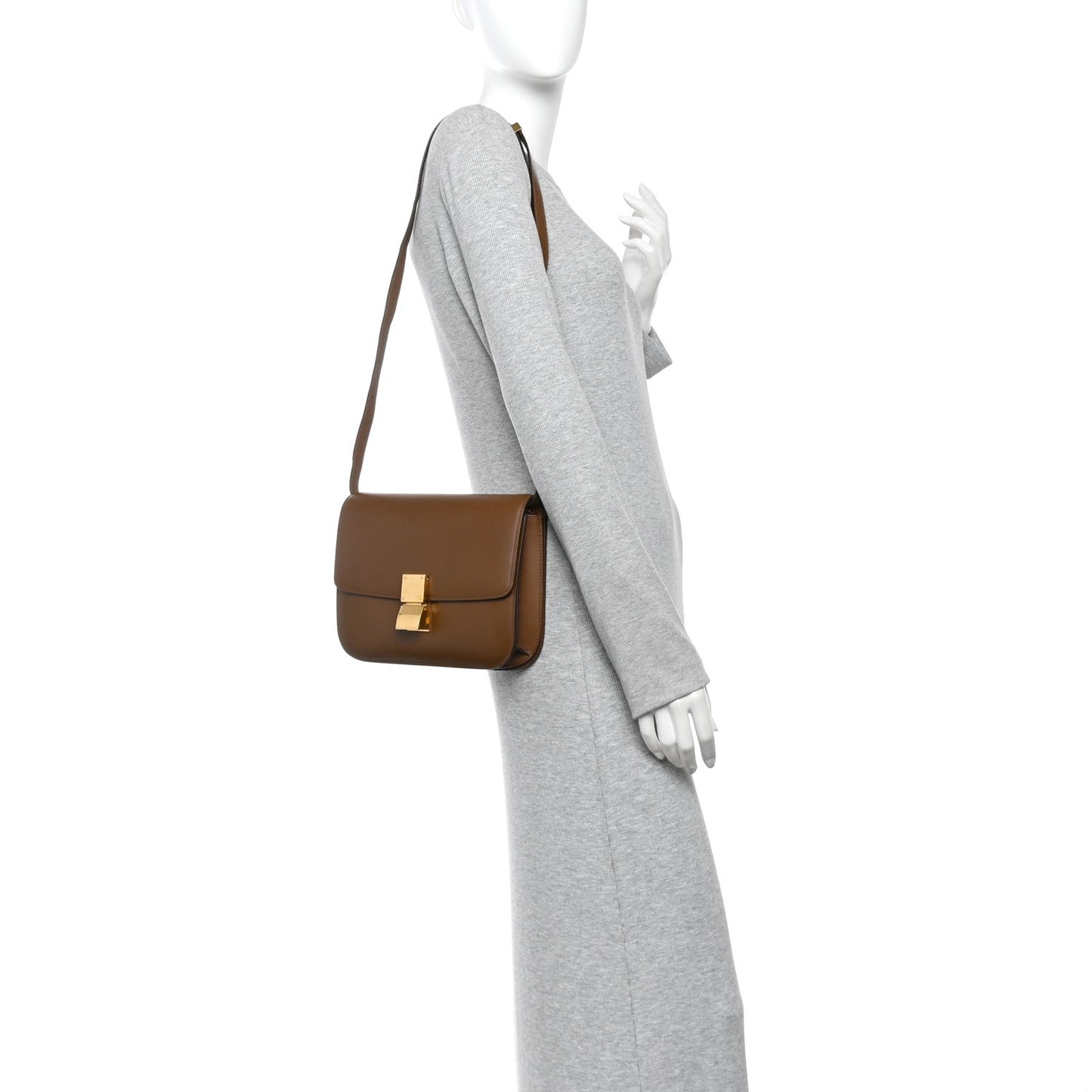 Box Calfskin Medium Classic Box Flap Bag Camel