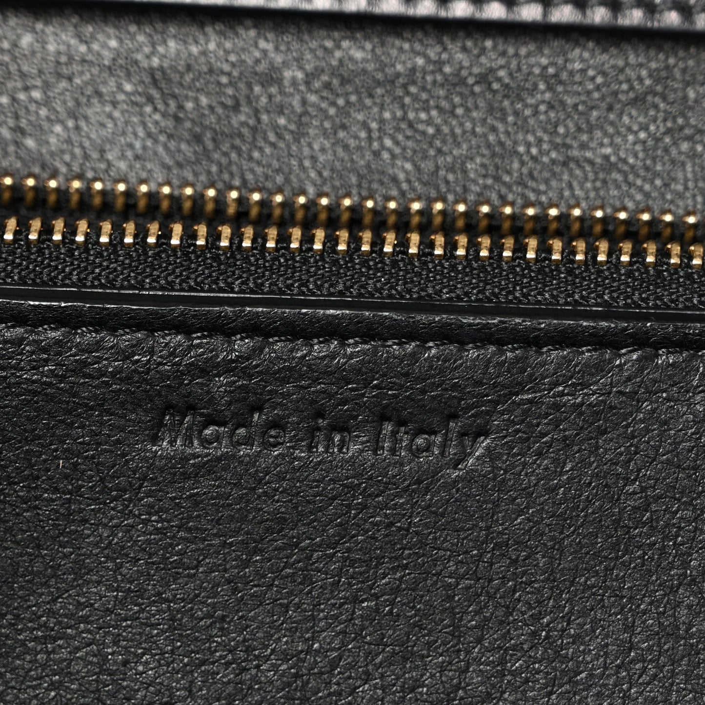 Box Calfskin Medium Classic Box Flap Bag Black