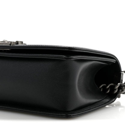 Caviar Quilted Medium Boy Flap Black