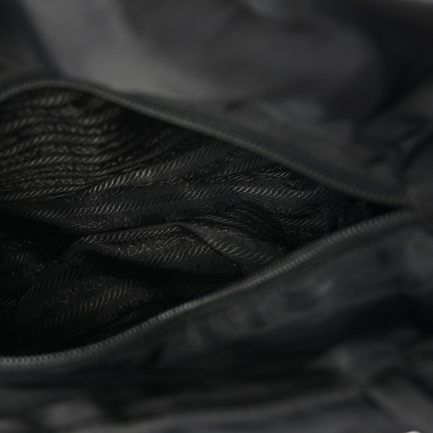 Tessuto Nylon Tote Black