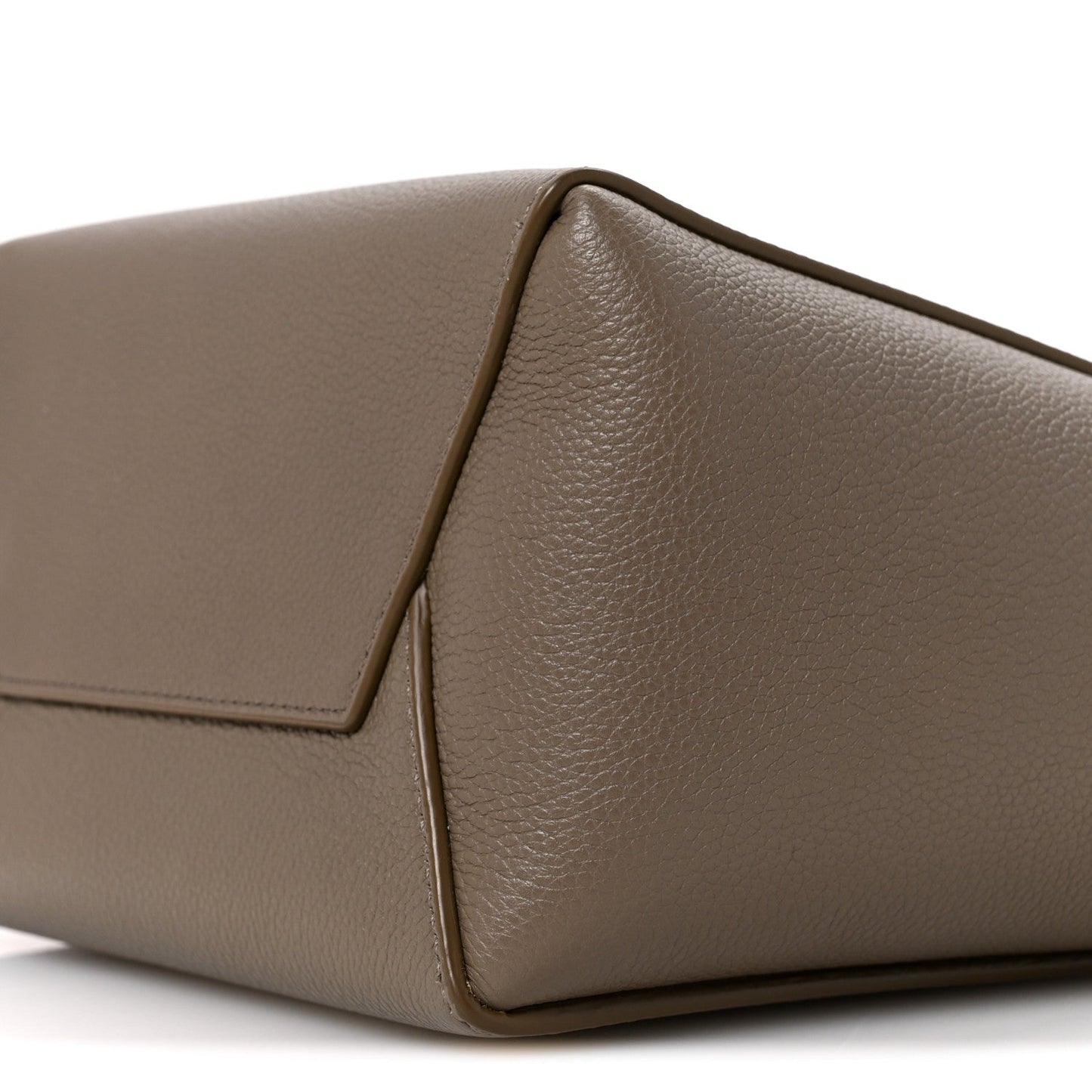 Soft Grained Calfskin Small Sangle Bucket Bag Taupe