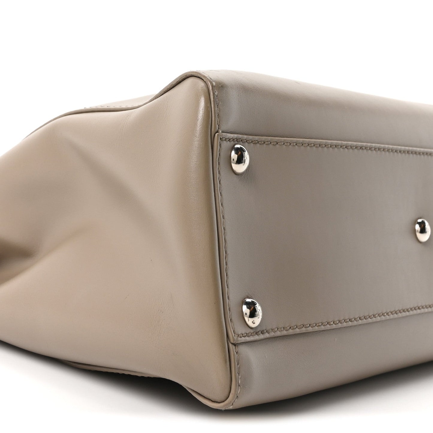 Vitello Morgan Shiny Nappa Medium Peekaboo Iconic Satchel Tortora