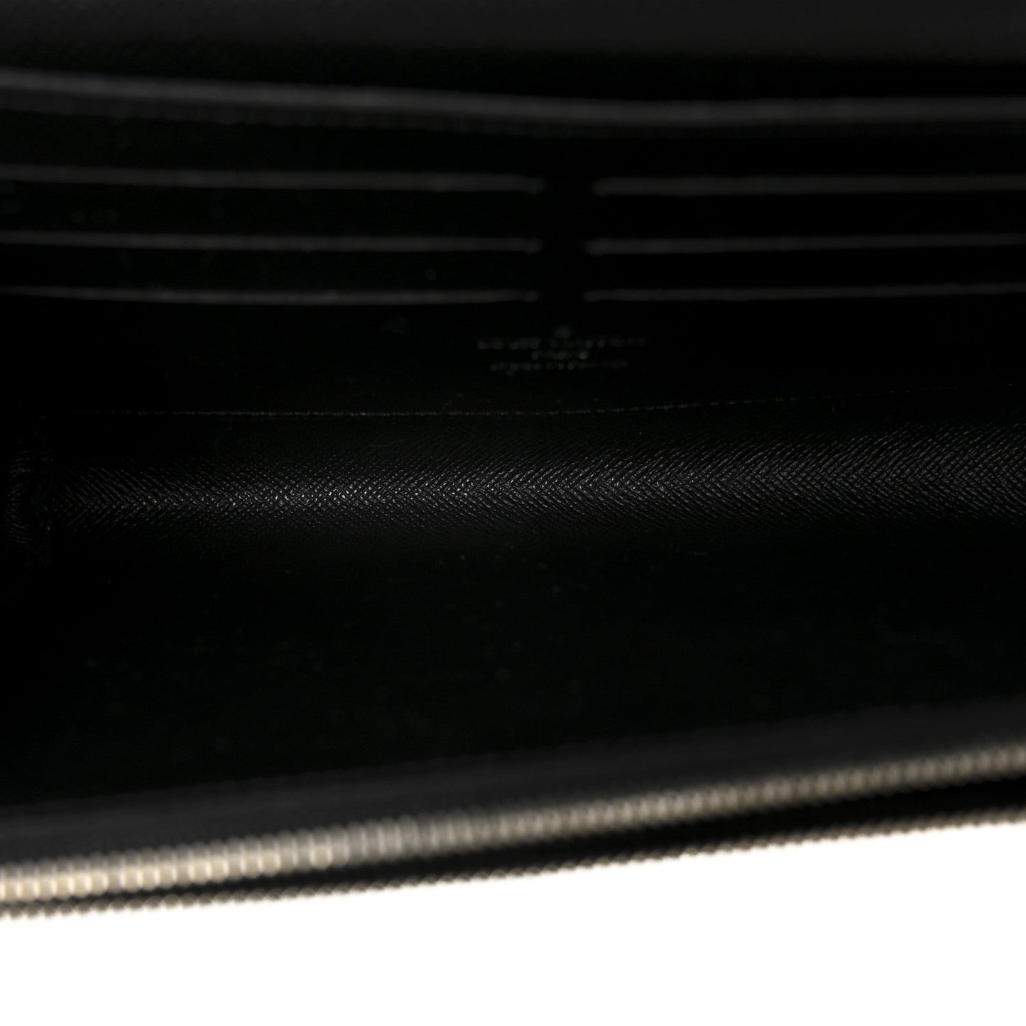 Epi Twist Chain Wallet Black