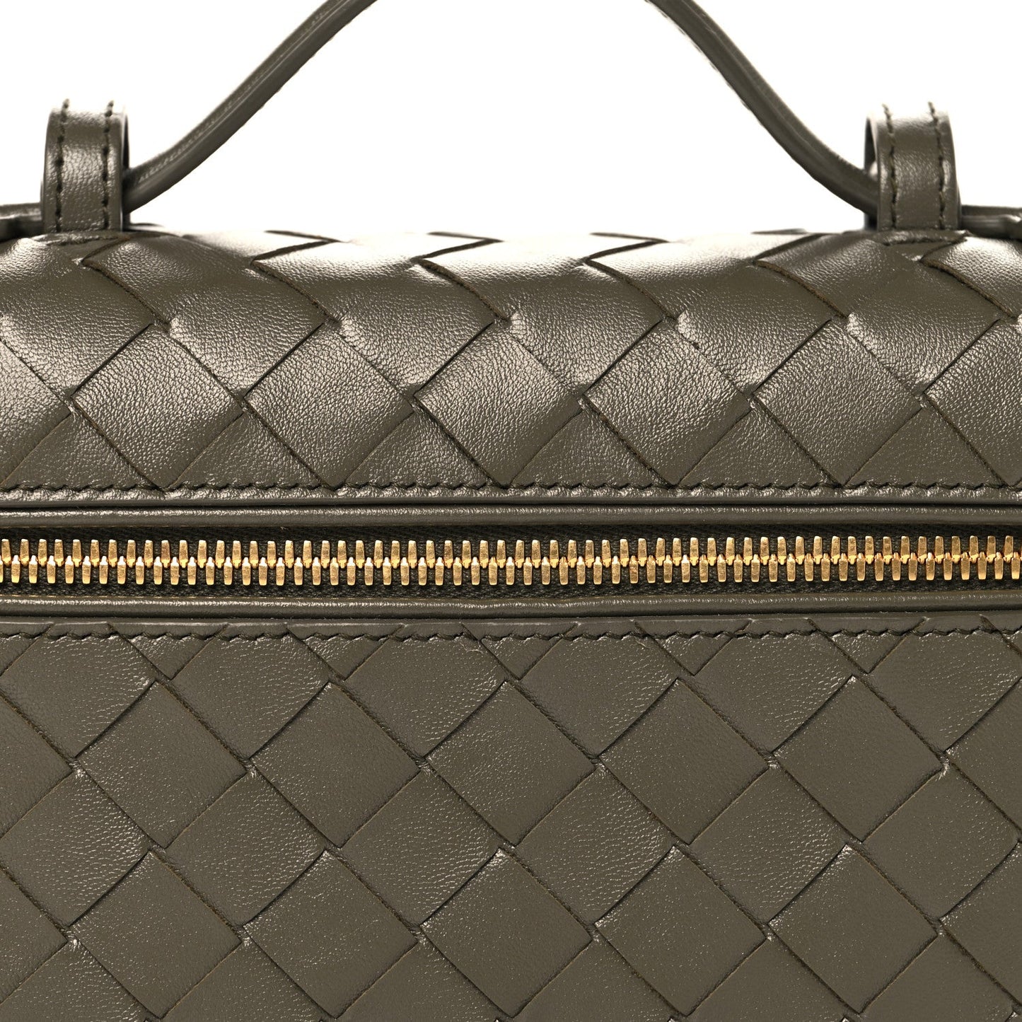 Calfskin Intrecciato Bang Bang Vanity Case Pinecone