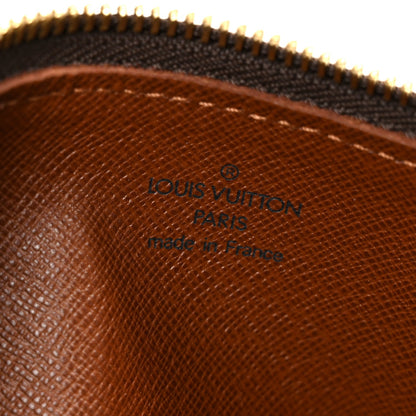 Monogram Papillon 26