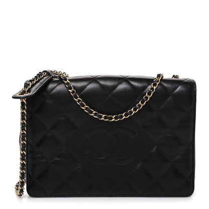 Lambskin Quilted Medium Diamond CC Flap Black