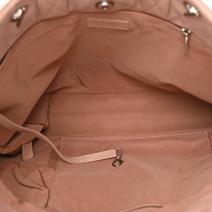 Caviar Quilted Shopping Tote Pink