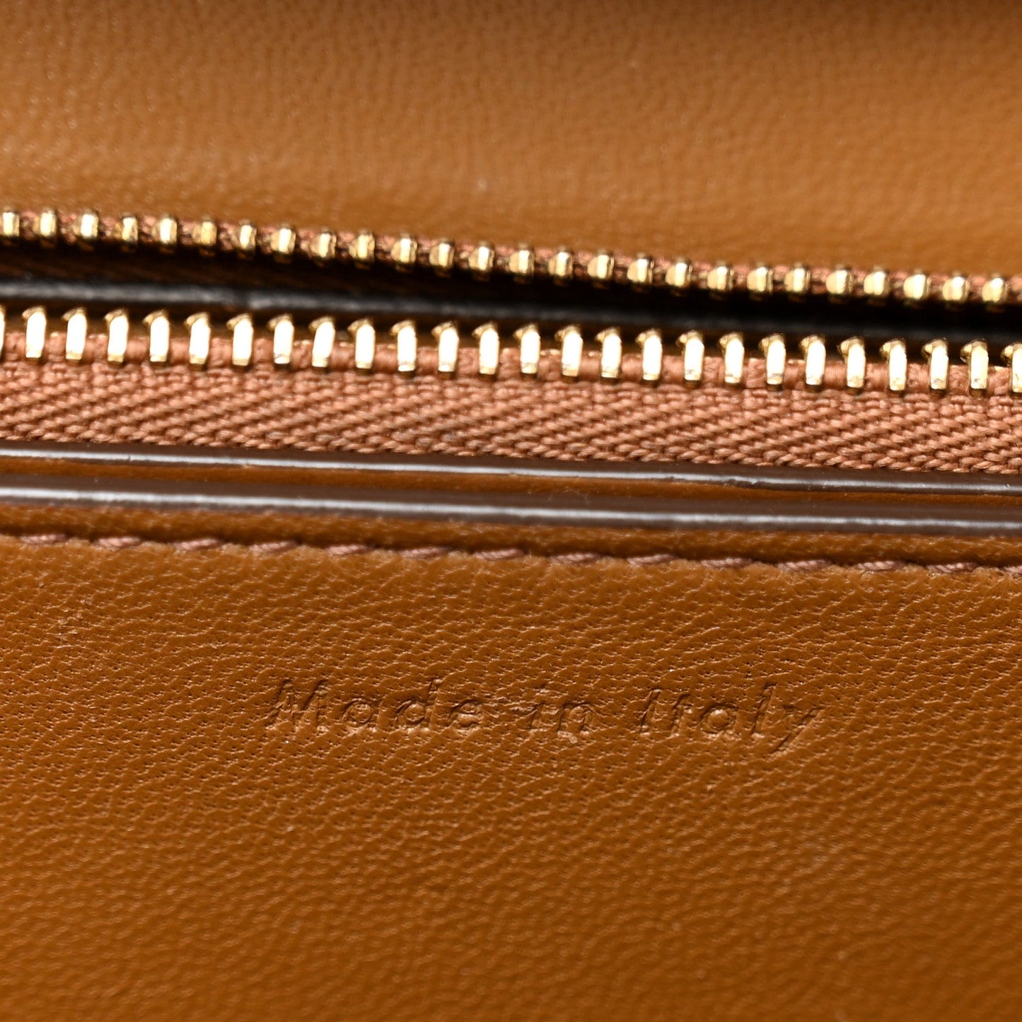 Box Calfskin Medium Classic Box Flap Bag Camel