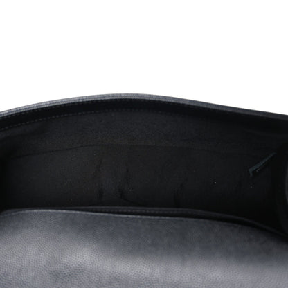 Caviar Quilted Medium Boy Flap Black