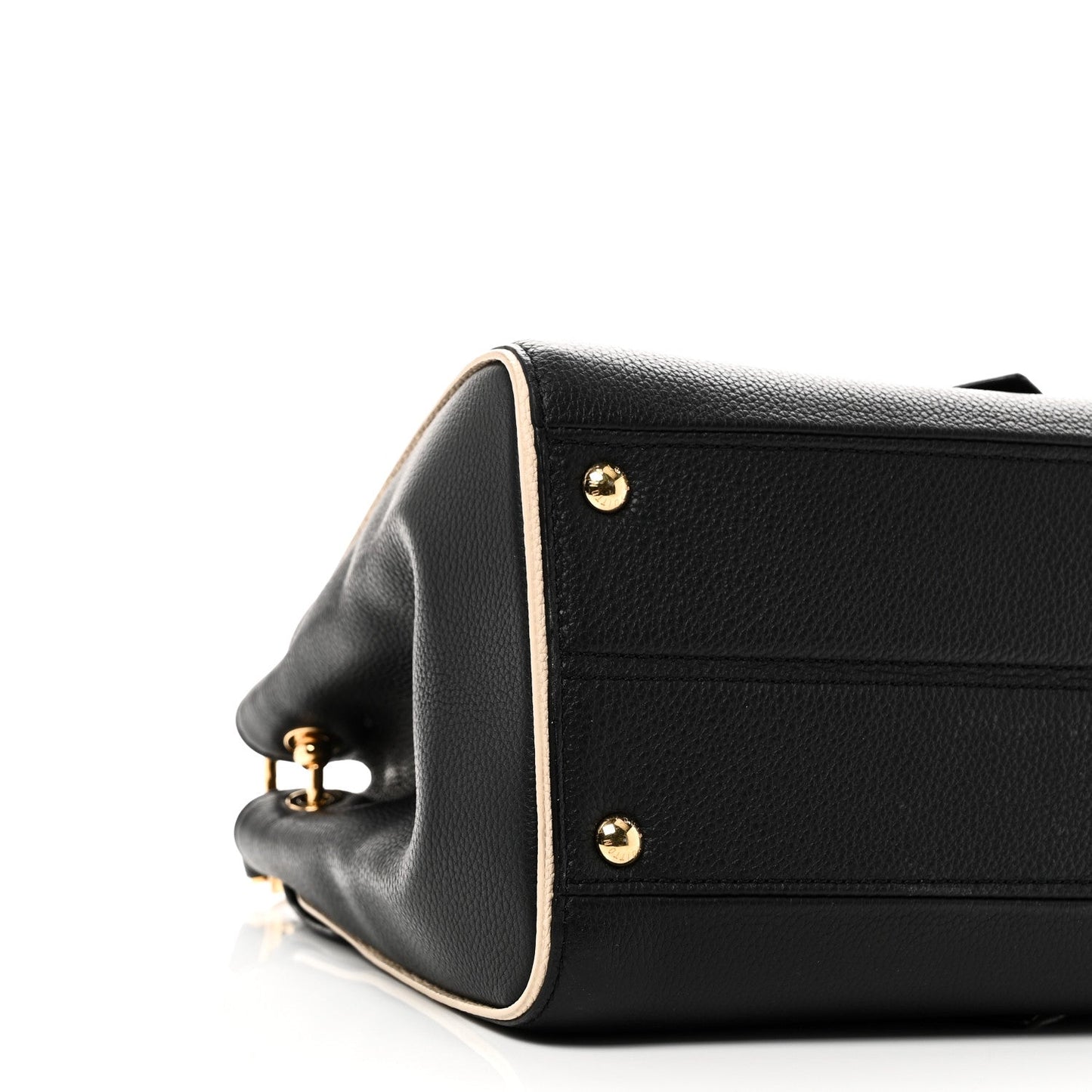 Grained Calfskin Monogram Double V Black