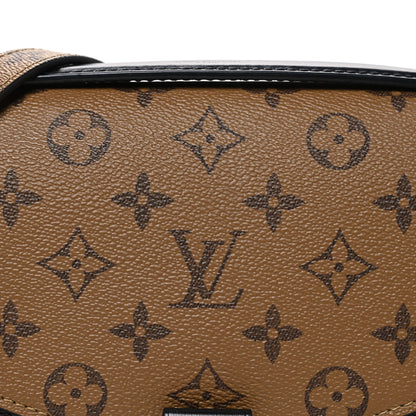 Reverse Monogram Pochette Metis