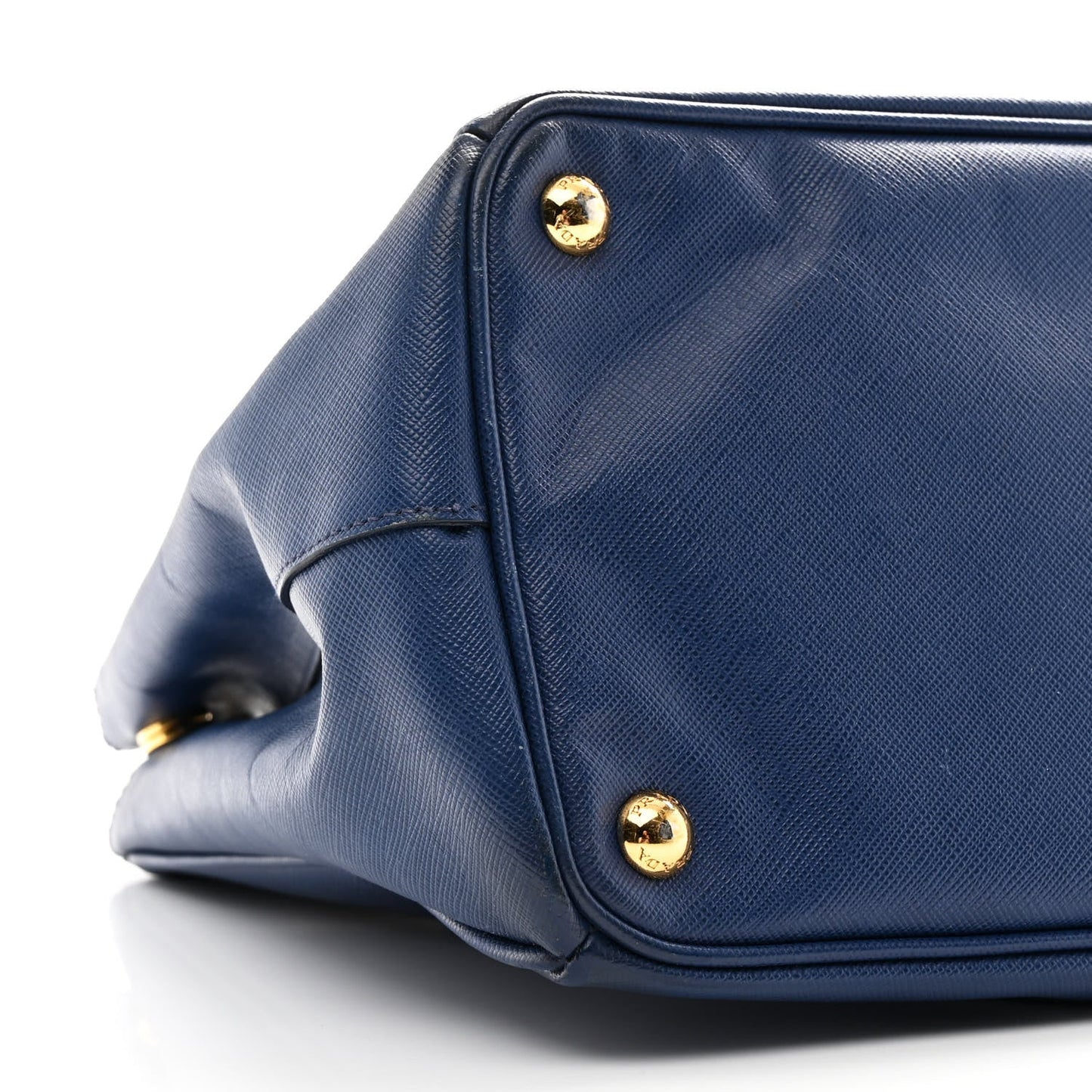 Saffiano Lux Medium Galleria Double Zip Tote Bluette