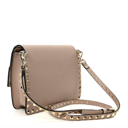 Pebbled Calfskin Rockstud Side Slip Crossbody  Poudre
