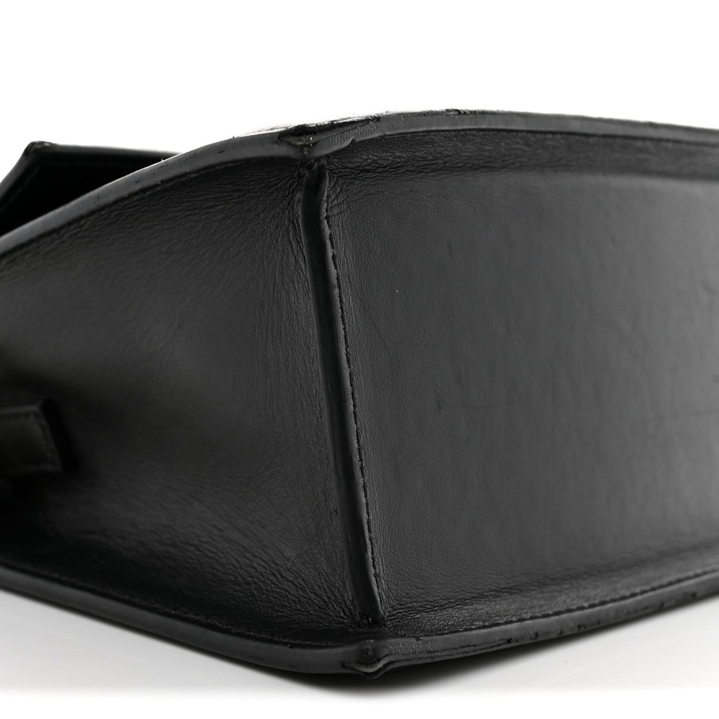 Smooth Calfskin Le Grand Chiquito Black