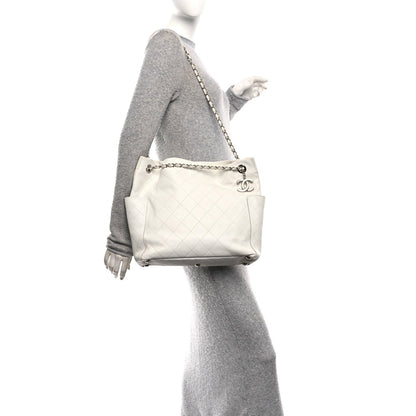 Caviar Stitched CC Pocket Tote White