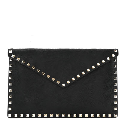 Pebbled Calfskin Large Rockstud Envelope Clutch Black