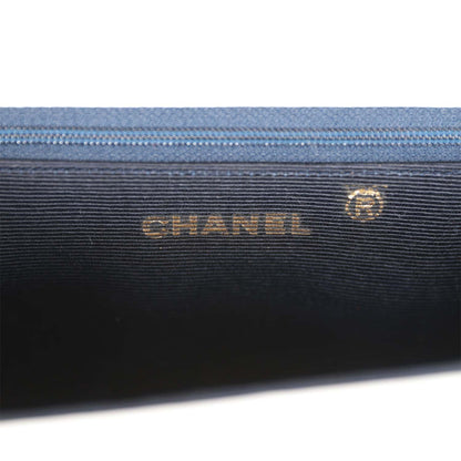 Chanel Vintage Half Moon Shoulder Bag White Lambskin Gold Hardware