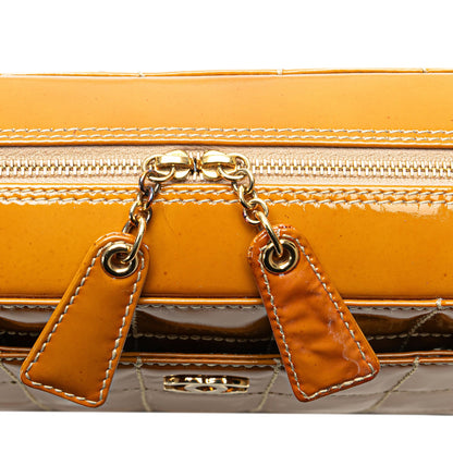 Chanel CC Chocolate Bar Patent Shoulder Bag (SHG-tneQSq)