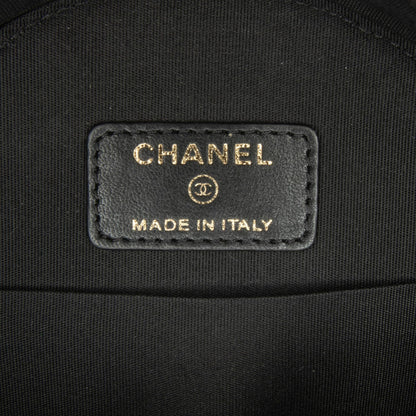 Chanel CC Quilted Lambskin Ribbon Round Clutch With Chain (SHG-oOGi2u)