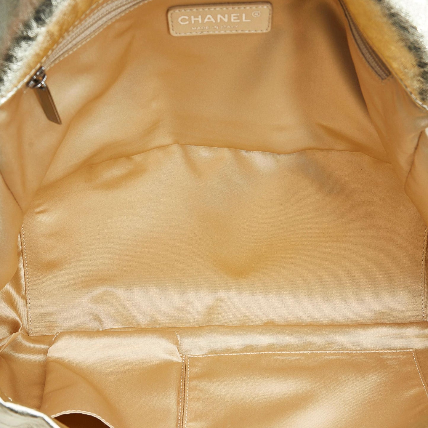 Chanel Hollywood Accordion Shoulder Bag (SHG-uatt1Z)