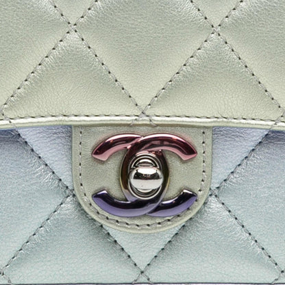 Chanel Iridescent Lambskin Wristlet Clutch Bag (SHG-OsxRyI)