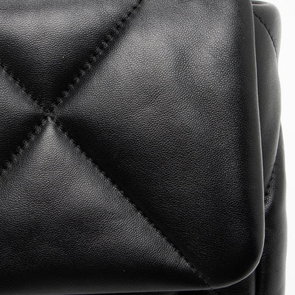 Chanel Lambskin 19 Medium Flap Shoulder Bag (SHF-boGp4i)