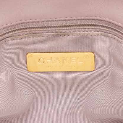 Chanel Lambskin 19 Medium Flap Shoulder Bag (SHF-YSbPqL)