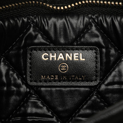 Chanel Lambskin Boy Foldover Clutch (SHG-IicQ7k)