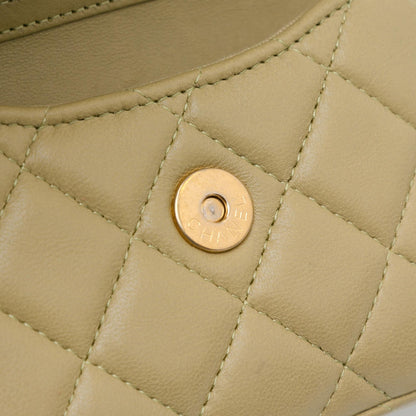 Chanel Lambskin Enamel Coco Hearts Clutch with Chain (SHG-eIwWFs)