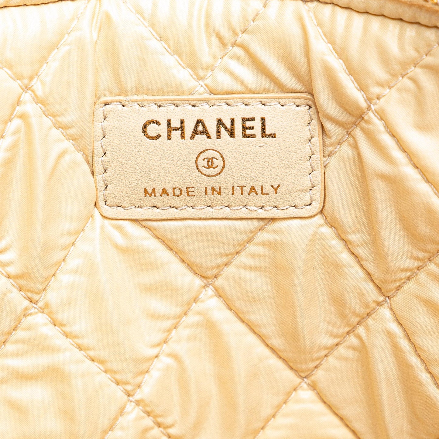 Chanel Large Raffia Deauville O Case Clutch