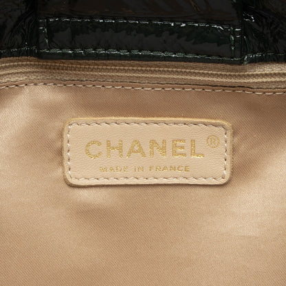 Chanel Patent Vinyl Rock and Chain Large Shoulder Bag (SHF-X1iQCV)
