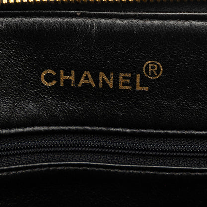 Chanel Quilted Lambskin Dome Shoulder Bag (SHG-BDgoe5)
